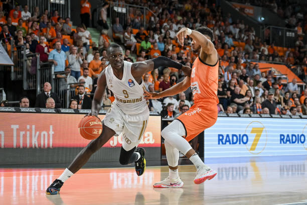 都处于优势 都处于优势