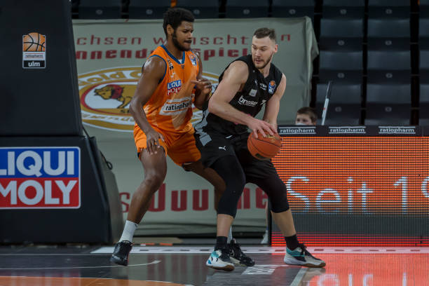 中场球员的 中场球员的